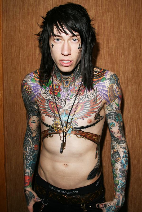 Trace Cyrus older brother of Miley Cyrus rocker is engaged to actress